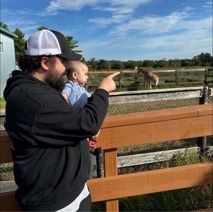 Meet your Posher, Cameron